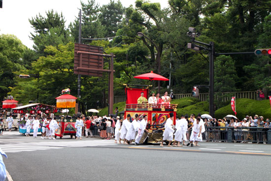 祇園祭り　花笠巡行_e0048413_21135290.jpg