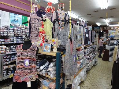 手芸好きが集う 毛糸の大阪屋 さん 能代市上町はかり屋はるちゃんのまちなか歳時記 手芸好きが集う 毛糸の大阪屋 さん 能代市上町はかり屋はるちゃんのまちなか歳時記