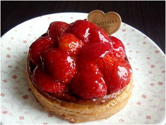 いちごパイ。_b0067302_14503368.jpg