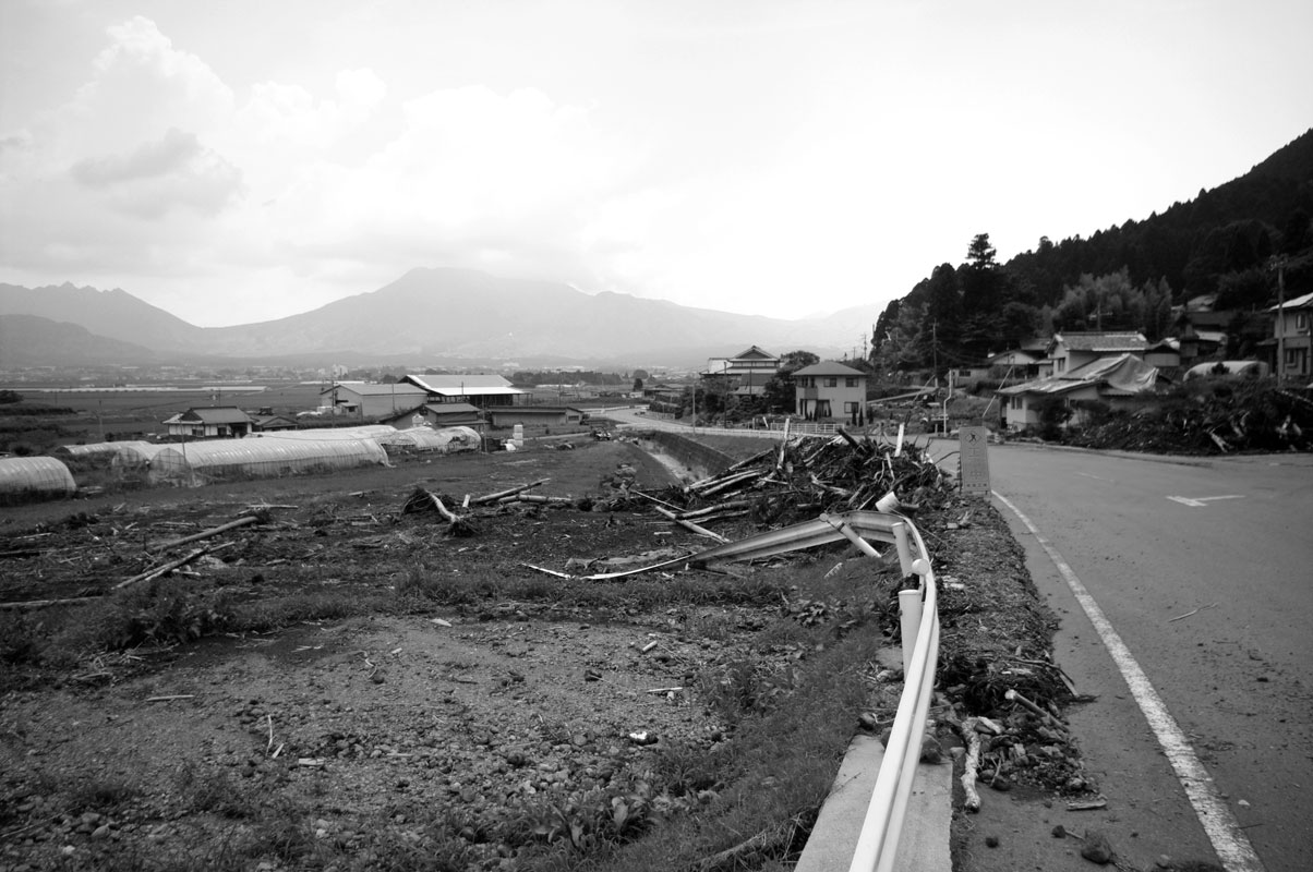 【写真レポート】豪雨被災地 熊本県阿蘇市（3） - 2012.7.23_f0183059_10534647.jpg