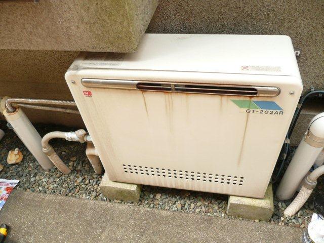ガス給湯器の入替えもお任せください(杉並区)_e0207151_8142521.jpg