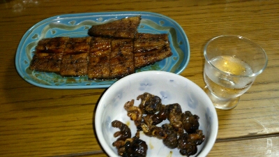 うなぎに完敗!うなぎで乾杯!_c0178815_735693.jpg