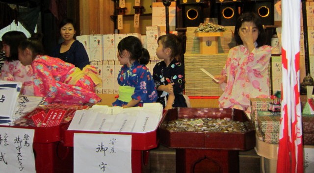 京都要庵歳時記「平成２４年　祇園祭　宵々山の情景」（３）_d0033734_1433308.jpg