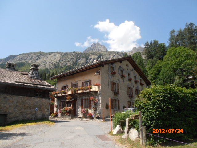 d0258462_16201111.jpg