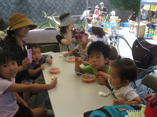 「自然食品店　えこわいず村(夏祭り)」にて、_a0125419_852717.jpg