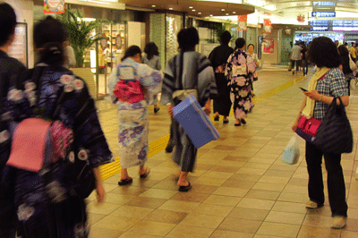 ドタバタの隅田川花火大会 霜月一八のアカチバラチー 撮り歩きと日々雑感