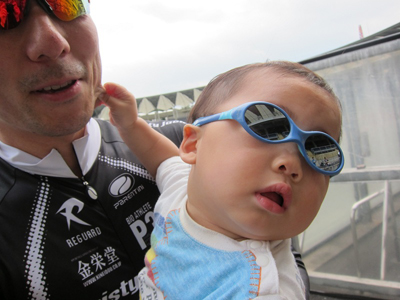 大村慶二選手のお子様用サングラスレビュー_c0003493_11275073.jpg