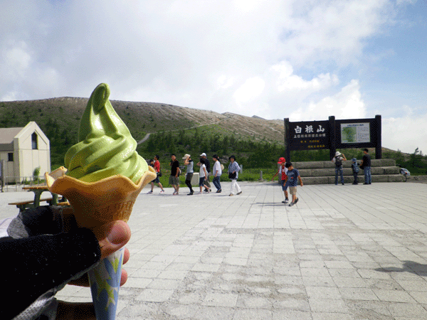 b0000209_22263486.gif
