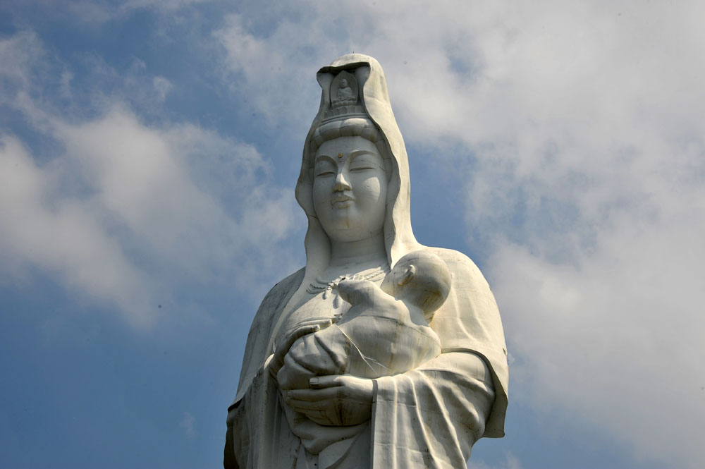 成田山 慈母観音像_a0042310_1050132.jpg
