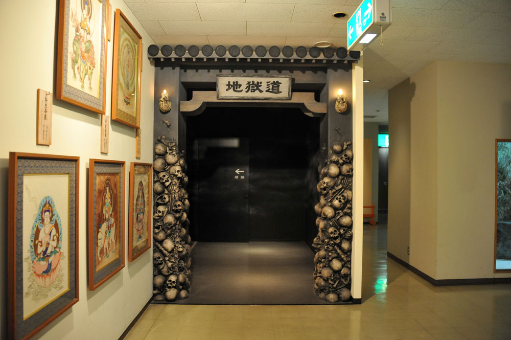 成田山 慈母観音像_a0042310_1191844.jpg