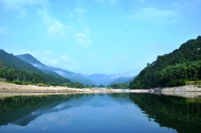 銀山湖（奥只見湖）　うおぬま夏の雪まつり_a0252243_20404376.jpg