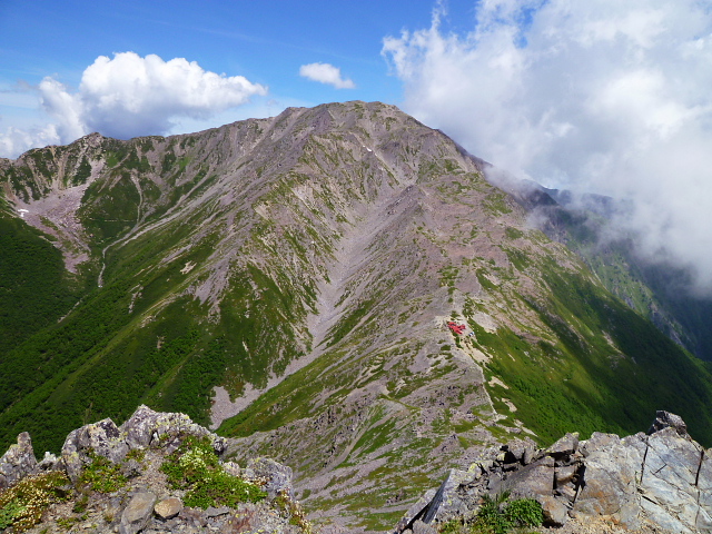 日本二百名山　　農鳥岳(3,025.9M)  登頂を目指す_d0170615_82934.jpg