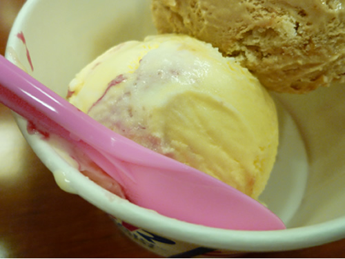 サーティワンアイスクリーム 池袋店_c0152767_22371095.jpg