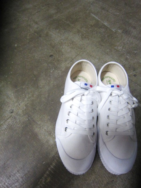 大人気のアイツ・・・奇跡の再入荷です♪♪♪ By Spring Court G1 Lo WHITE_d0152280_23552050.jpg