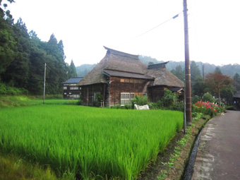 旧高柳町「荻ノ島集落」の民家の実測調査に行ってきました（その３）。_c0195909_10504712.jpg