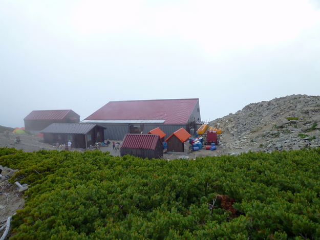 　西農鳥岳 登頂して北岳山荘に引き返す_d0170615_14524035.jpg