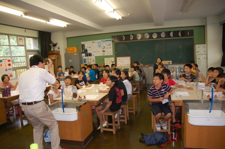 「わくわくどきどき　子ども科学教室」　in　岬_c0108460_2275373.jpg