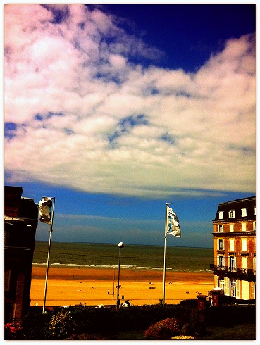 Trouville-Deauville: Savignacのゆかりの地のTrouvilleへ_f0041600_410661.jpg