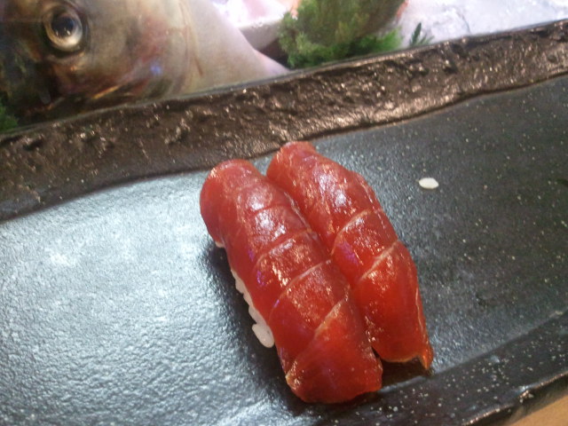 寿司屋で_f0218407_15164679.jpg