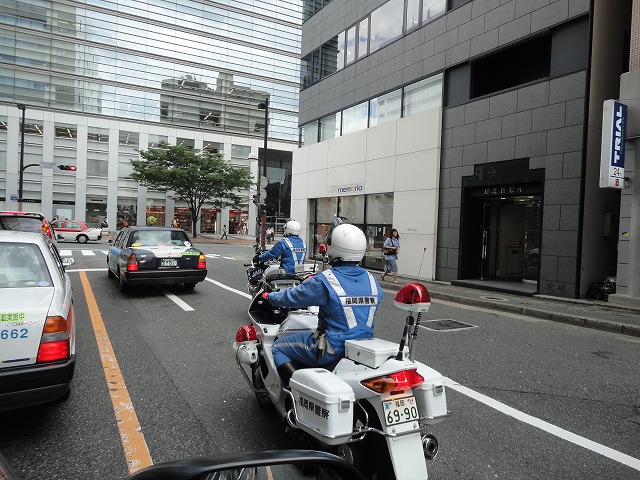 こうも暑いと、、、_a0110720_1648043.jpg
