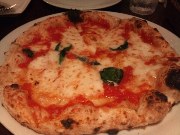 pizzeria e trattoria  GINA(ジーナ) @西荻窪_a0046339_20342584.jpg