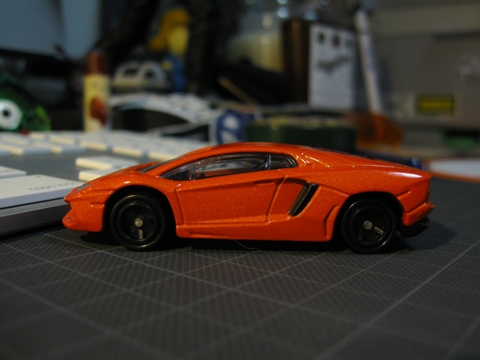 AVENTADOR_e0010562_1405930.jpg