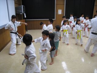 手稲教室 今日も元気に体験!_c0118332_0122361.jpg