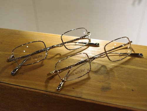 8/3 Z-parts(ジーパーツ)のZ-93。 : 立川駅直結ecuteのメガネ店『RiiNG