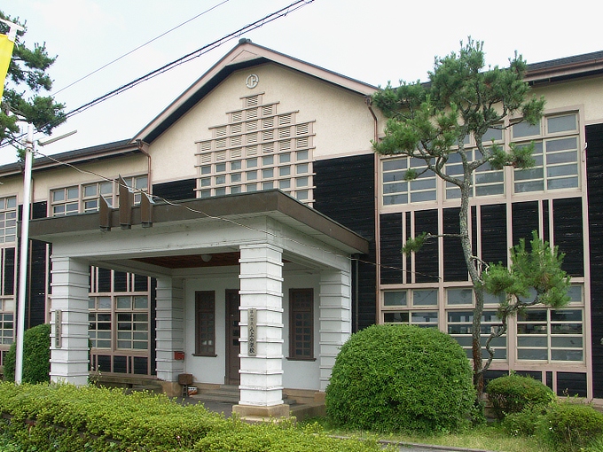 八上小学校校舎_f0116479_20294062.jpg