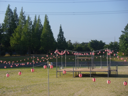 今日も暑くなりそうだが香久山の盆踊り　　’12/08/04_d0048812_117578.jpg