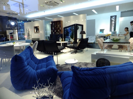 ブルーにつつまれて Togo ロイヤルブルーセレクション リーン ロゼ