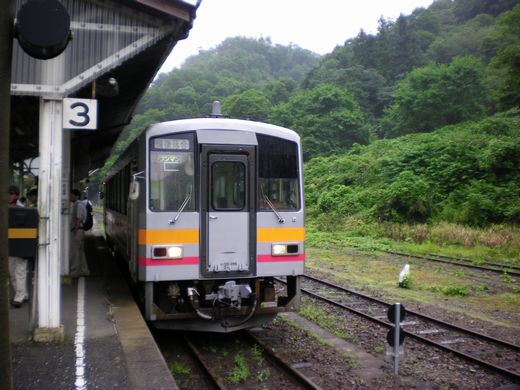 真夏の中国地方ローカル線7 (芸備線)_b0005281_14422749.jpg