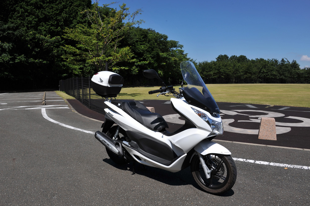 ＰＣＸ マフラーガーニッシュ装着録_a0042310_1337943.jpg