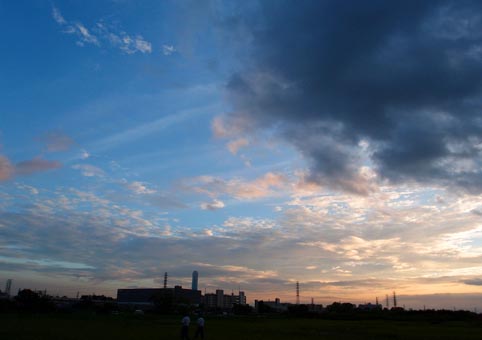 花火前の空コレ 2012_f0116012_15313871.jpg