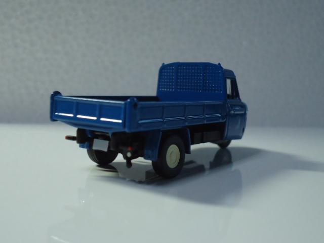 トミカリミテッドヴィンテージ LV-123a マツダT2000オート三輪