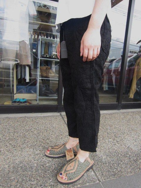 EMB BLACK LINEN (麻) PANTS ・・・ By SUNNY SPORTS_d0152280_133277.jpg