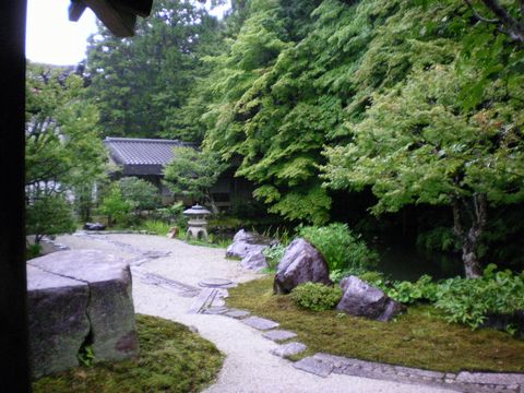 ふたたび古都に向かう1 (京都・銀閣寺/南禅寺)_b0005281_1557596.jpg