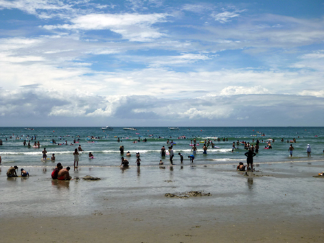 内海で海水浴_c0147790_2350145.jpg