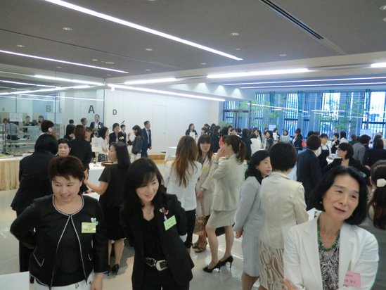 先週からの写真をアップします。_e0119092_13492964.jpg