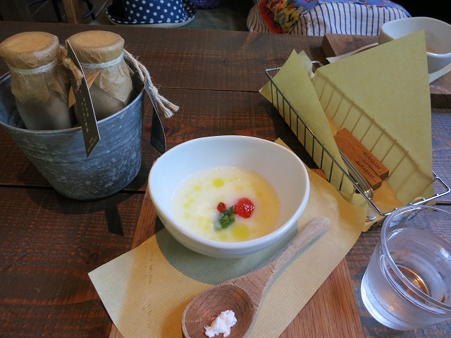 a0227507_23574223.jpg
