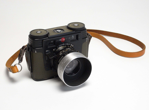 kodak シグネット35（Signet35）初期型、黒圧板裏蓋付き カメラ