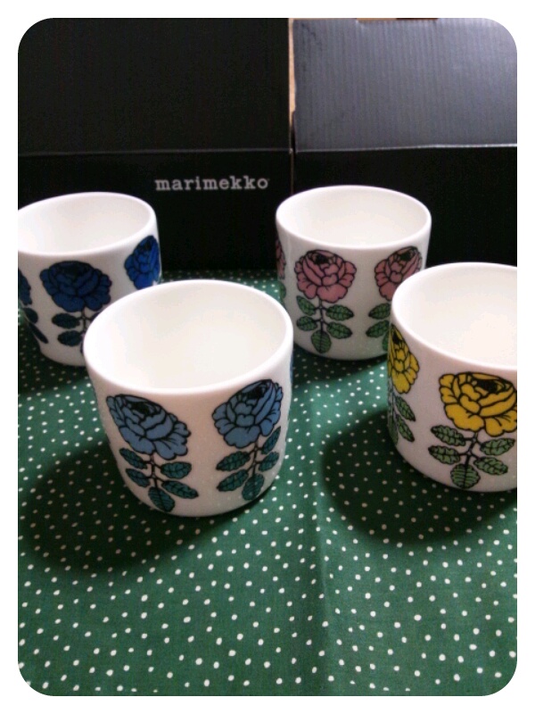 marimekko*ヴィヒキルースのラテマグ_a0166313_1713324.jpg