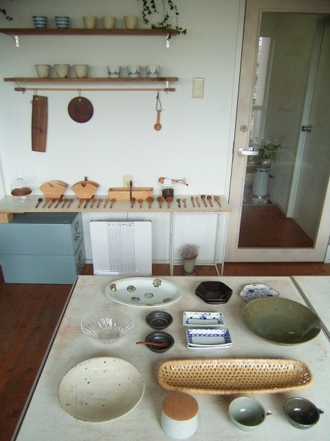 今日から常設の店内_b0206421_18481527.jpg