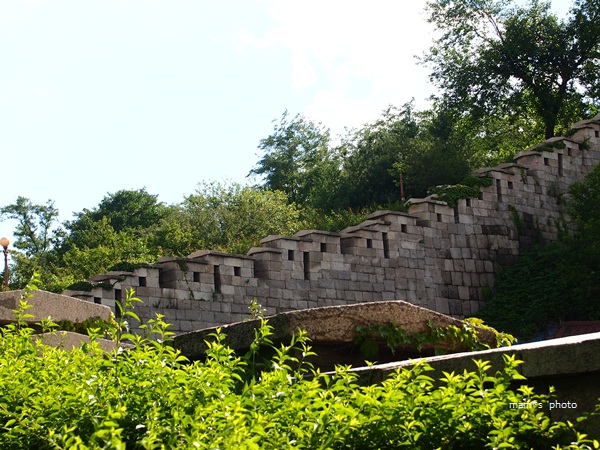 韓国旅行　2012.7.29日　二日目　⑥　城壁めぐり_e0081339_12445595.jpg