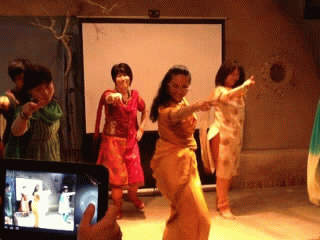 a0129247_12462239.gif