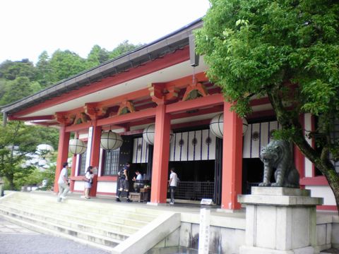 ふたたび古都に向かう3 (鞍馬・貴船)_b0005281_1959495.jpg