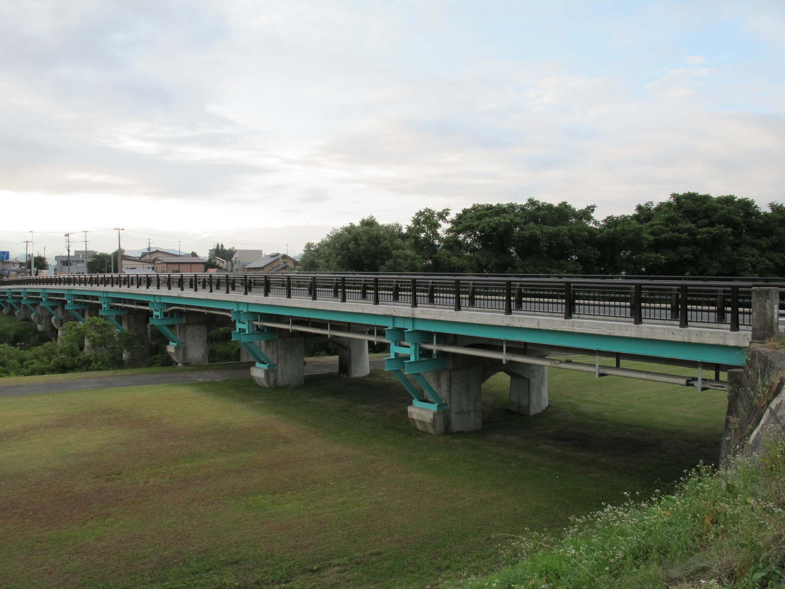 松川橋から住之江橋への散歩（１）_c0075701_6364255.jpg