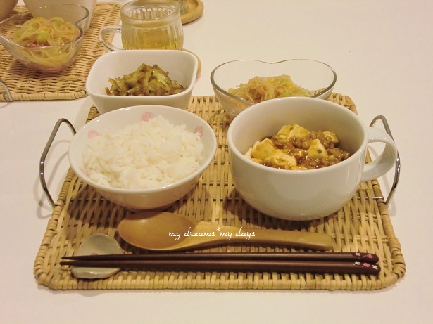 麻婆豆腐etcで中華ごはん＆コーンパン＆今日のお弁当_d0181213_821672.jpg