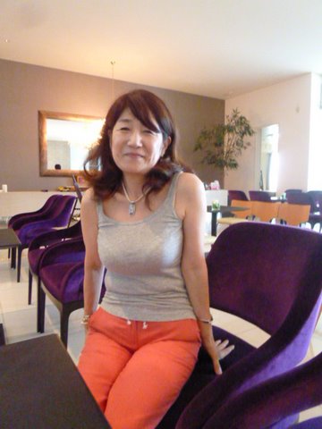 e0228210_84121.jpg