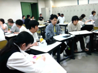 当事者講師 ~緊張の準備から、打ち上げまで~_e0175651_15215255.jpg